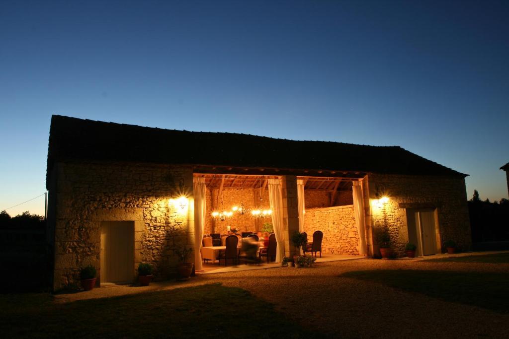 Bed and Breakfast Domaine De L'Isle Basse Fontanes  Exterior foto